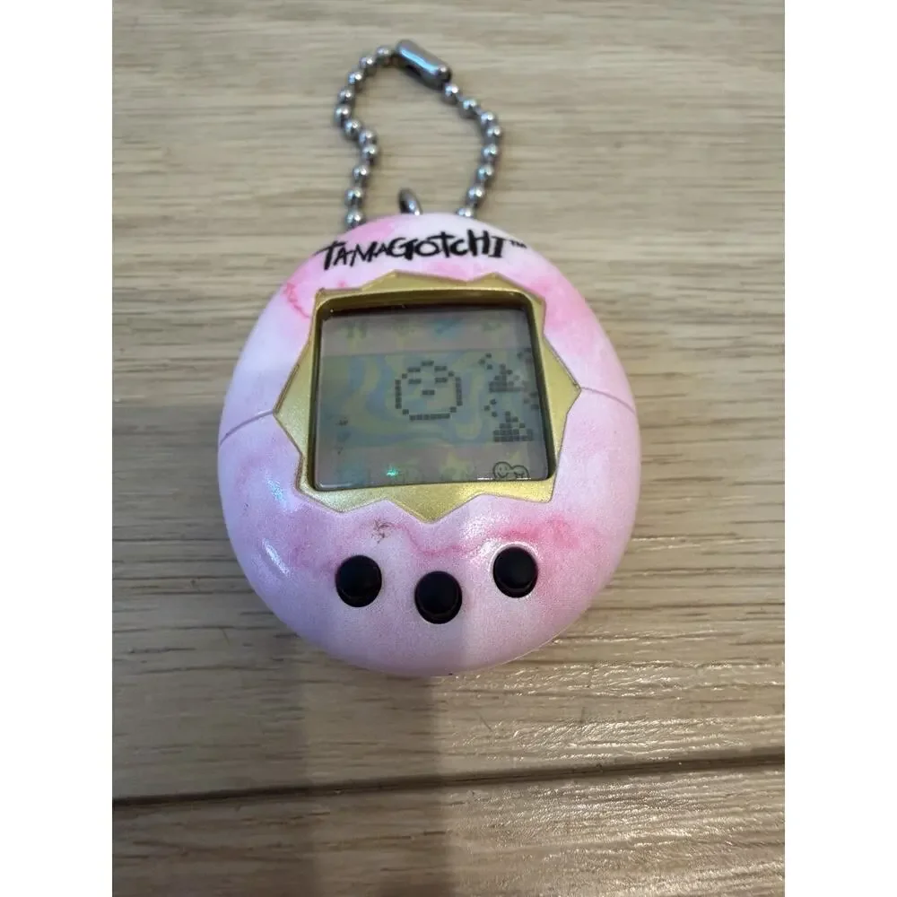 2017 Bandai Tamagotchi Anniversary Virtual Pet PINK